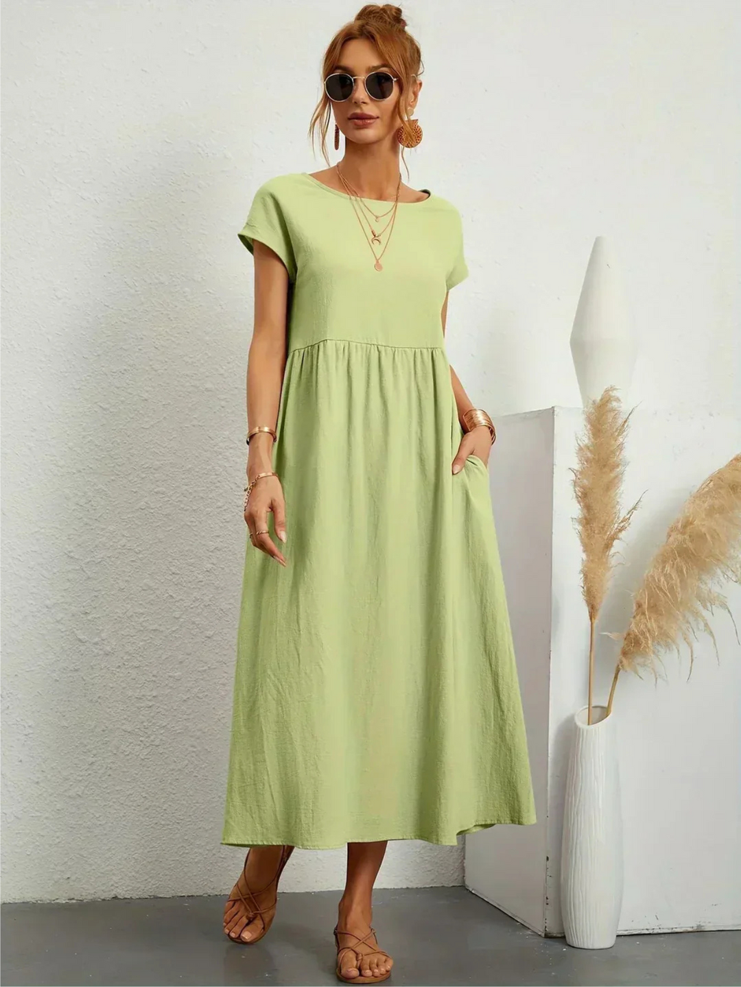 Eleanor & Emily™ | Elegant Round Neck Dress