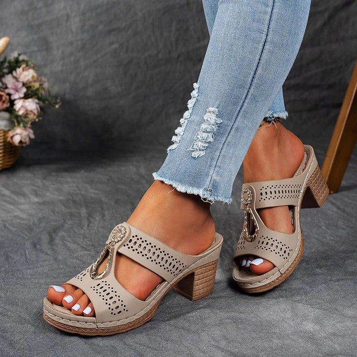 Maria™ | Chic and comfortable orthopaedic sandals